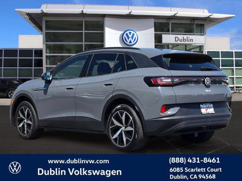 Certified 2023 Volkswagen ID.4 Pro S AWD/4WD image 6
