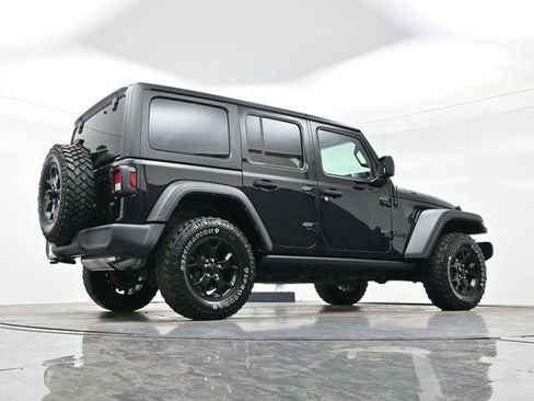 Used 2022 Jeep Wrangler Unlimited Sport image 27