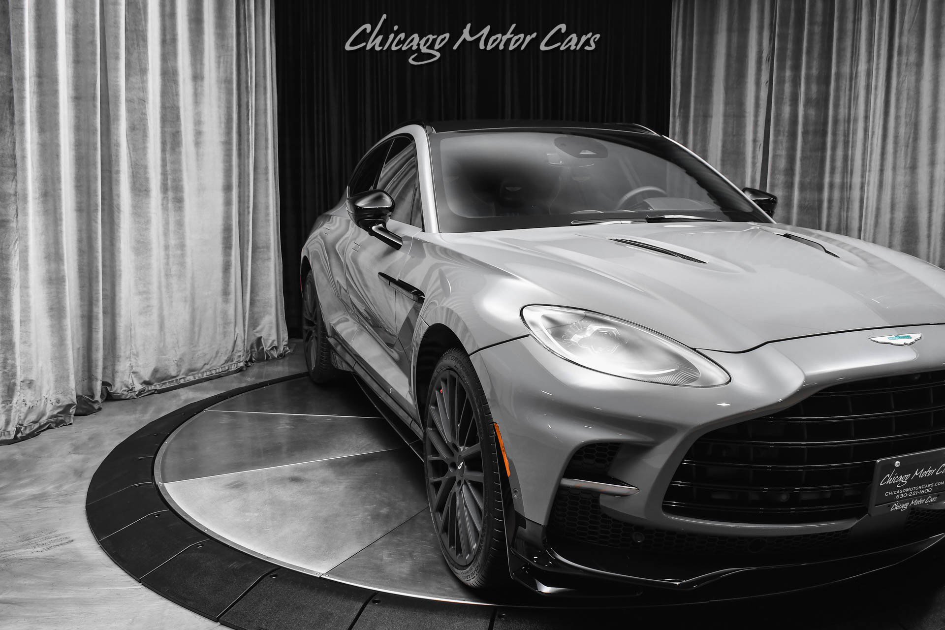 Used 2025 Aston Martin DBX 707 AWD/4WD image 47
