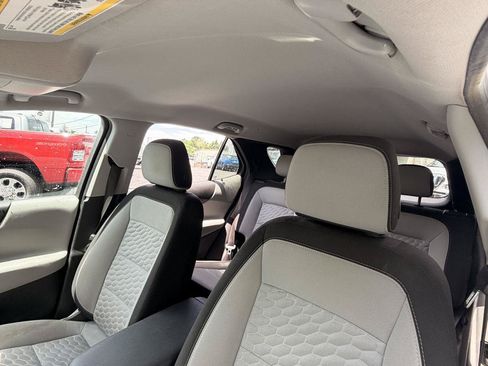 Used 2018 Chevrolet Equinox LT AWD/4WD image 14