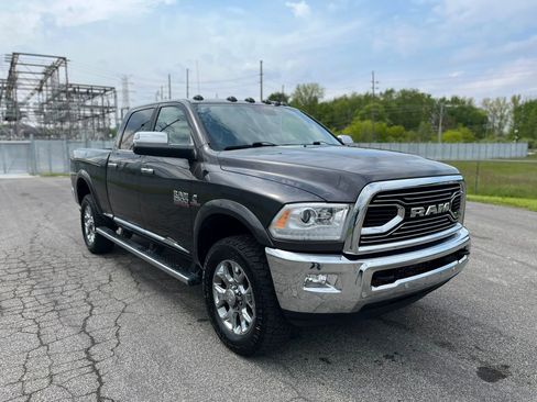 Used 2018 RAM 2500 Limited AWD/4WD image 3