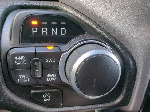 Used 2023 RAM 1500 Big Horn AWD/4WD image 30