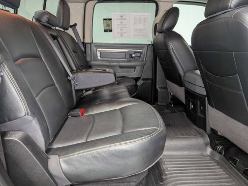 Used 2017 RAM 1500 Big Horn AWD/4WD image 40