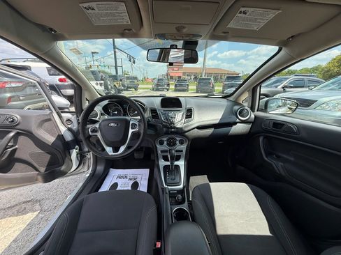Used 2018 Ford Fiesta SE FWD image 13