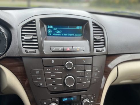 Used 2011 Buick Regal CXL w/ RL4 Preferred Equipment Group image 13