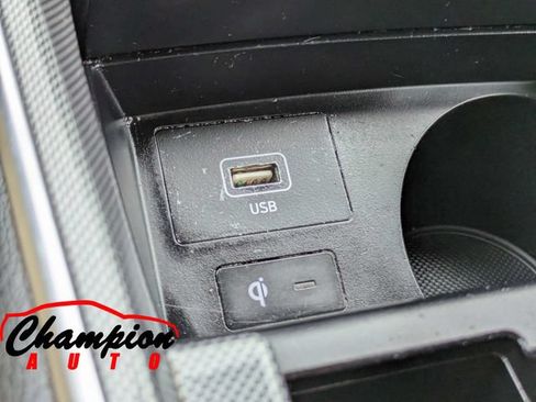 Used 2022 Hyundai Santa Fe SEL FWD image 24