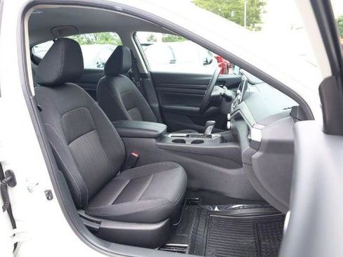 Certified 2025 Nissan Altima 2.5 SV FWD image 24