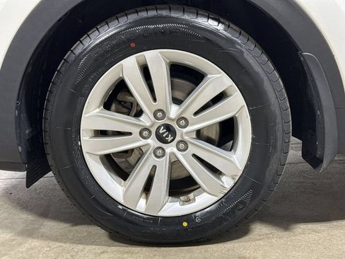 Used 2019 Kia Sportage LX FWD image 26