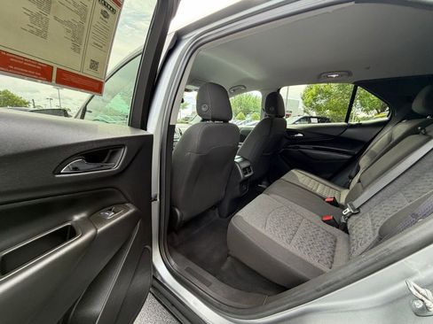 Used 2024 Chevrolet Equinox LT FWD image 28
