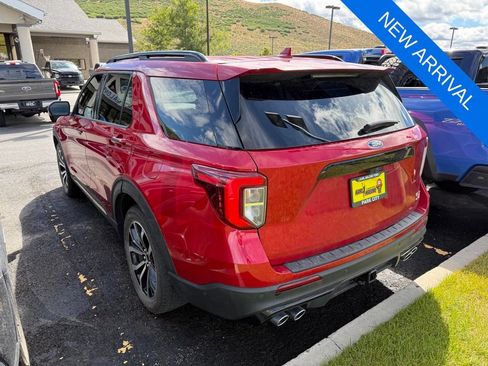 Used 2020 Ford Explorer ST w/ Premium Technology Package AWD/4WD image 4