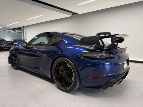 Used 2023 Porsche 718 Cayman GT4 RS RWD image 3