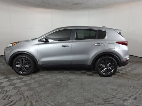 Used 2022 Kia Sportage LX w/ LX AWD Value Edition Package image 8