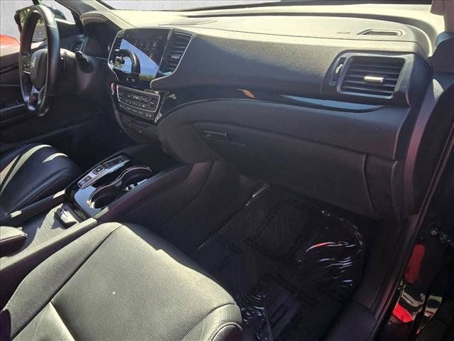Certified 2020 Honda Pilot Touring image 20