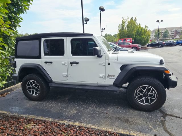 Used 2020 Jeep Wrangler Unlimited Sport S AWD/4WD image 4