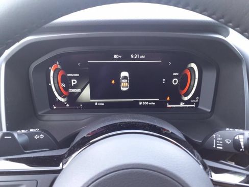 Certified 2024 Nissan Rogue SL FWD image 10