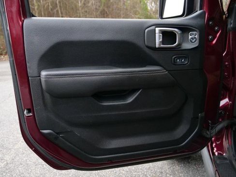 Used 2021 Jeep Gladiator Rubicon image 31