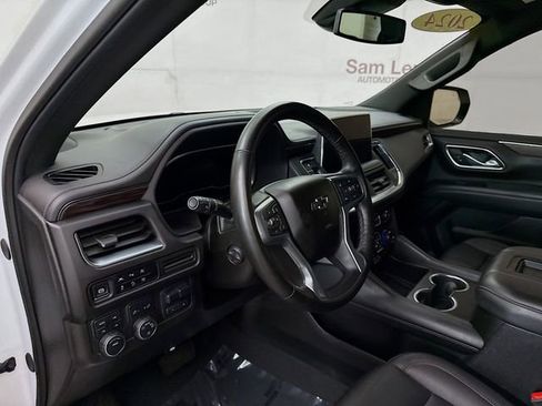 Used 2024 Chevrolet Tahoe Z71 w/ Luxury Package AWD/4WD image 11