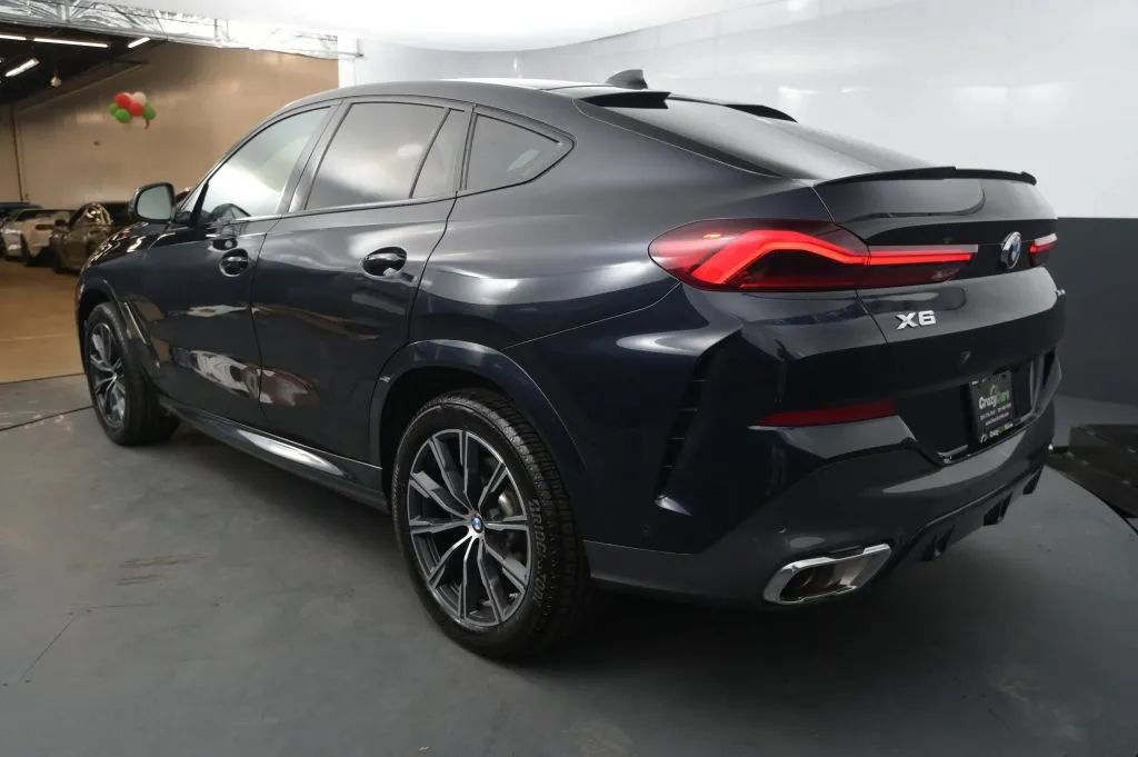 Used 2023 BMW X6 xDrive40i w/ M Sport Package AWD/4WD image 3
