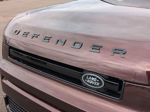 New 2026 Land Rover Defender 130 X-Dynamic SE AWD/4WD image 12