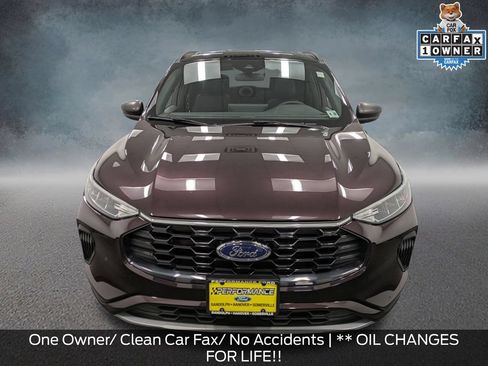 Used 2023 Ford Escape ST-Line w/ Tech Pack #1 AWD/4WD image 2