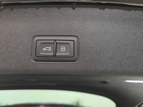 New 2026 Audi Q3 quattro 2.0T image 13