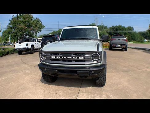 Used 2024 Ford Bronco Big Bend AWD/4WD image 3