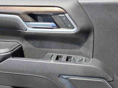 Used 2023 Chevrolet Silverado 1500 LT image 28