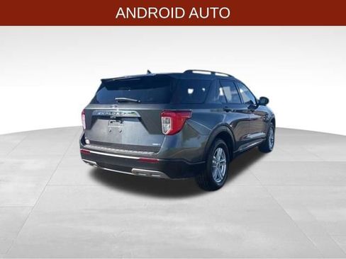Used 2020 Ford Explorer XLT w/ Equipment Group 202A image 7