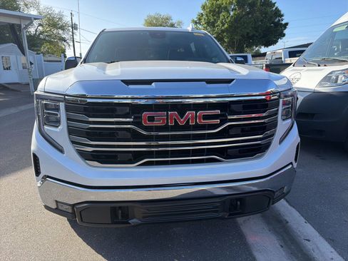 Used 2023 GMC Sierra 1500 SLT w/ SLT Premium Package image 2