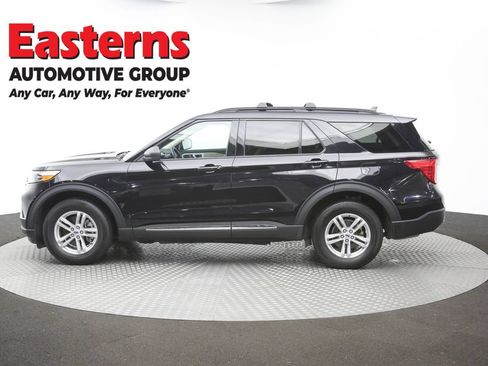 Used 2022 Ford Explorer XLT w/ Equipment Group 202A AWD/4WD image 59
