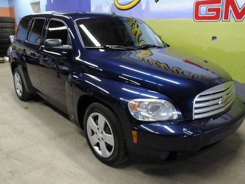 Used 2010 Chevrolet HHR LS image 3