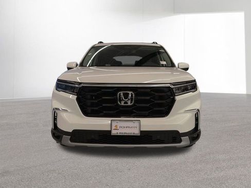New 2025 Honda Pilot Touring image 27