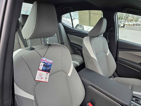 Certified 2025 Toyota Camry LE image 13