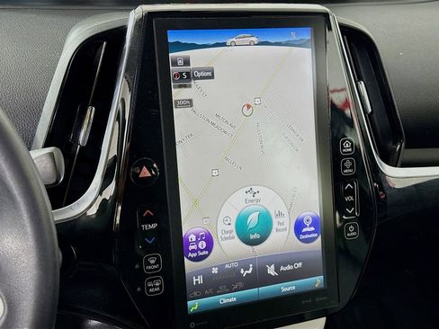 Used 2017 Toyota Prius Prime Premium image 6