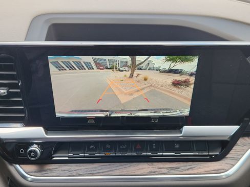 New 2026 GMC Sierra 1500 SLT w/ SLT Convenience Package AWD/4WD image 22