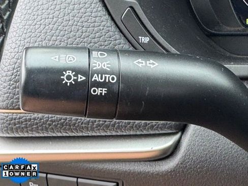 Used 2024 MAZDA CX-90 Plug-In Hybrid w/ Premium Pkg image 19