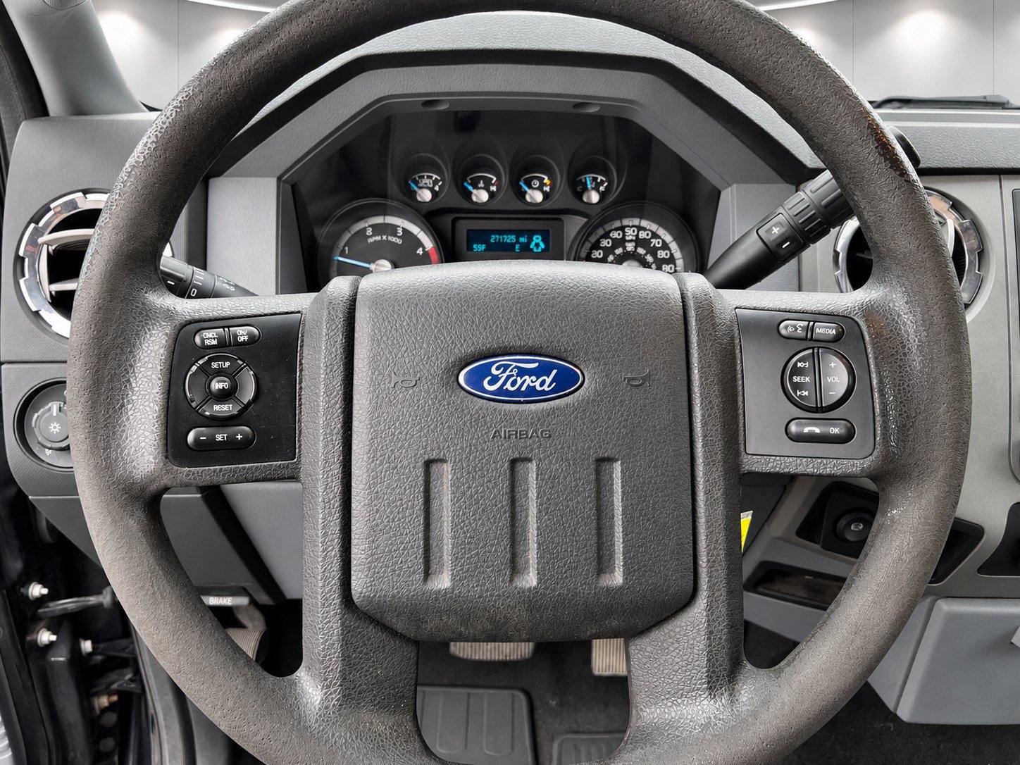 Used 2016 Ford F250 XLT AWD/4WD image 12