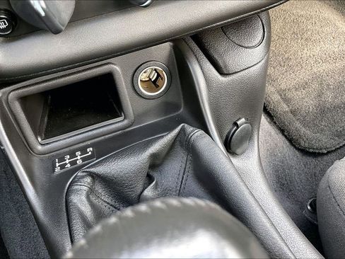 Used 2000 Chevrolet Camaro Z28 w/ SS Performance/Appearance Pkg image 21