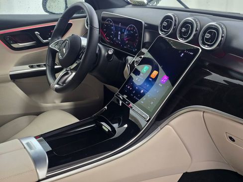 Certified 2025 Mercedes-Benz GLC 300 GLC 300 image 27