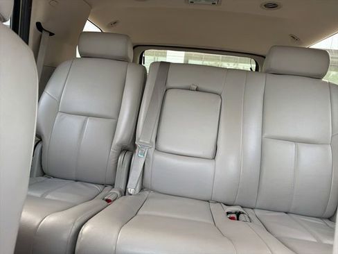 Used 2007 Chevrolet Tahoe LS RWD image 10