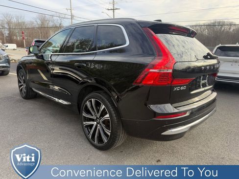Certified 2023 Volvo XC60 B5 Ultimate w/ Climate Package image 6