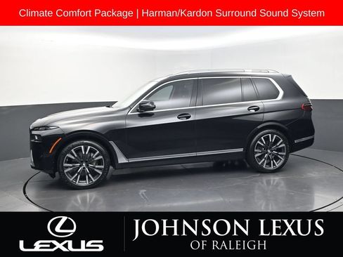 Used 2025 BMW X7 xDrive40i w/ Premium Package AWD/4WD image 2