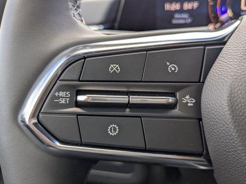 New 2025 Chevrolet Suburban Premier image 28