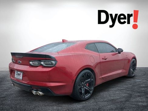 Certified 2021 Chevrolet Camaro SS image 3