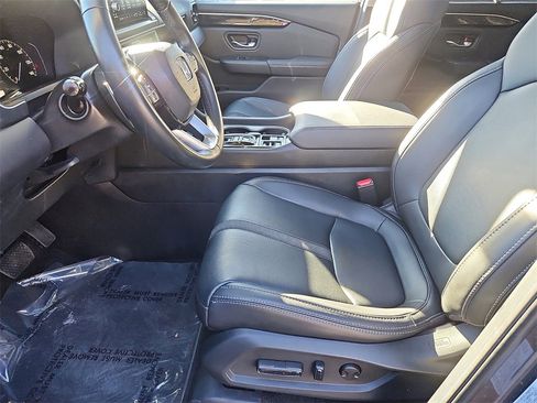 Used 2024 Honda Pilot Touring image 34