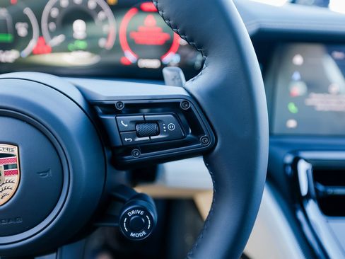 New 2026 Porsche Panamera 4 image 16