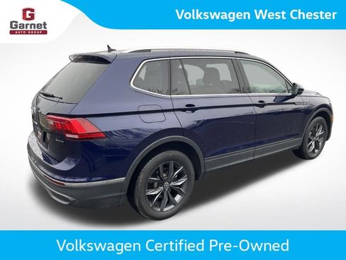 Certified 2023 Volkswagen Tiguan SE w/ Panoramic Sunroof Package AWD/4WD image 5