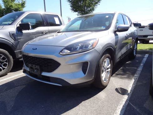 Used 2021 Ford Escape SE w/ Convenience Package FWD image 1