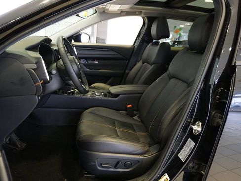 Used 2025 MAZDA CX-50 AWD 2.5 S w/ Premium Plus Pkg image 9