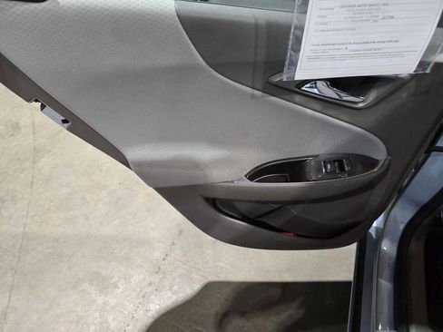 Used 2017 Chevrolet Malibu LT w/ Driver Confidence Package image 25